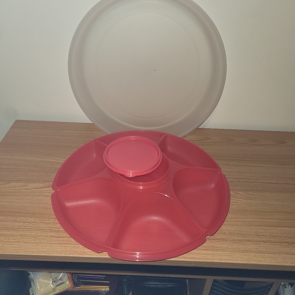 Tupperware Serving Centre - Melon